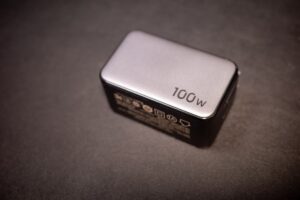 UGREEN Nexode 100W の外観